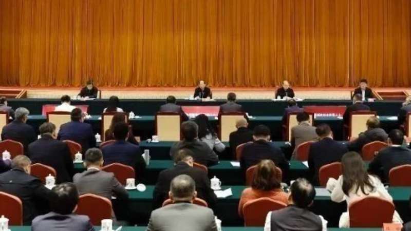 全国新的社会阶层人士主题座谈会在京召开 石泰峰出席并讲话